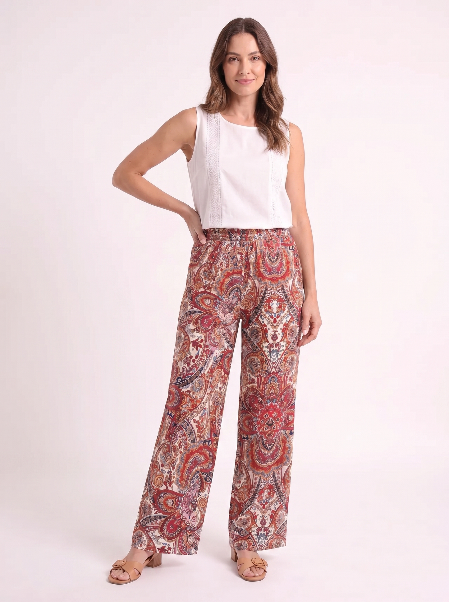 Amira – Bohemian Paisley Broek met Wijde Pijpen