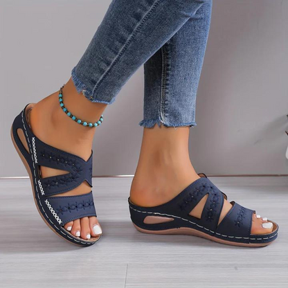 Meerdere kleuren Emma sandalen op een rij