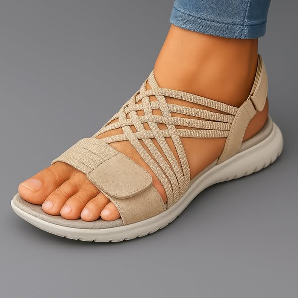 Vier Levila orthopedische sandalen in verschillende kleuren (blauw, groen, zwart, beige) naast elkaar.