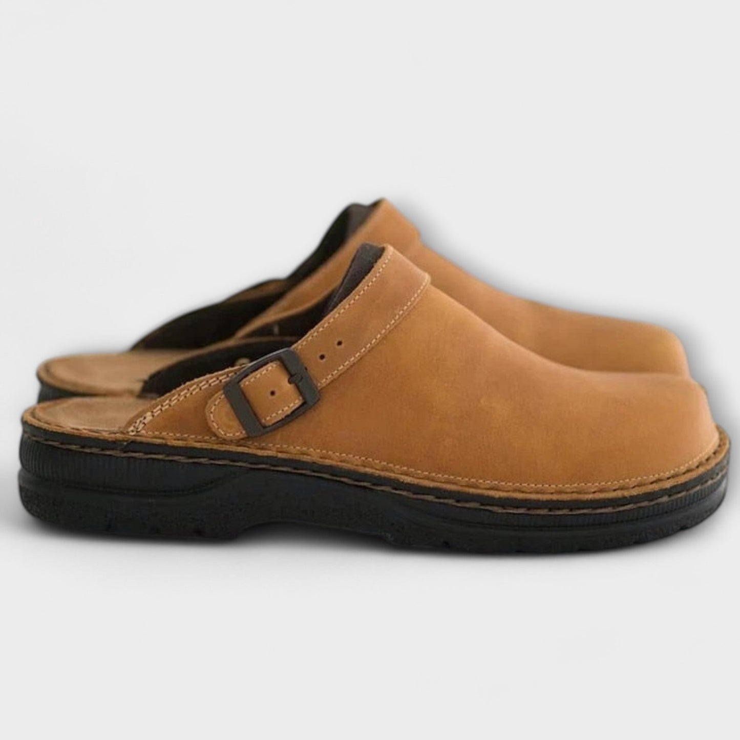 Drie kleuren Carleah sandalen (bruin, zwart, khaki) naast elkaar