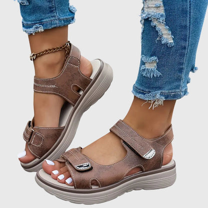 Emery orthopedische sandalen in zwart vooraanzicht