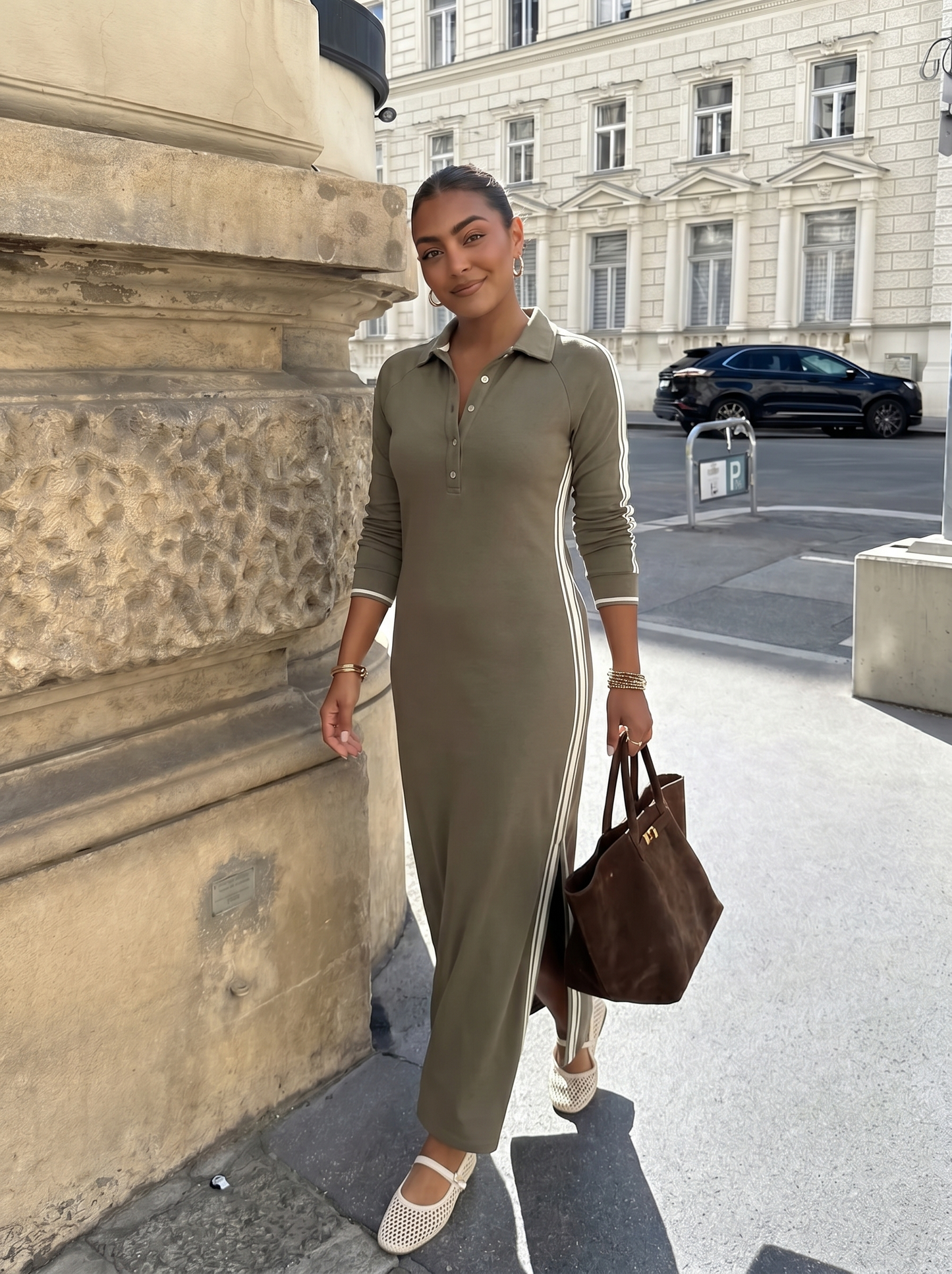 Maxi Jurk met Knoopkraag - Comfortabel Sweatstof Design