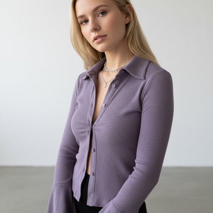 Getailleerd Rib Shirt met Knopen en V-hals